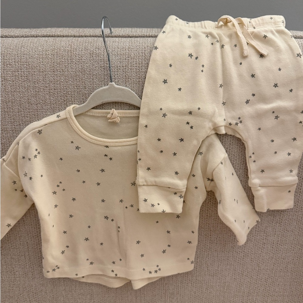 Quincy Mae Cream Star Pajama Set